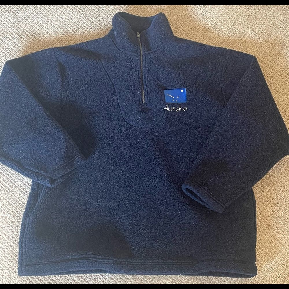VTG Lake & Trail ALASKA Insulated Fleece Pullover 1/4 Zip — Large